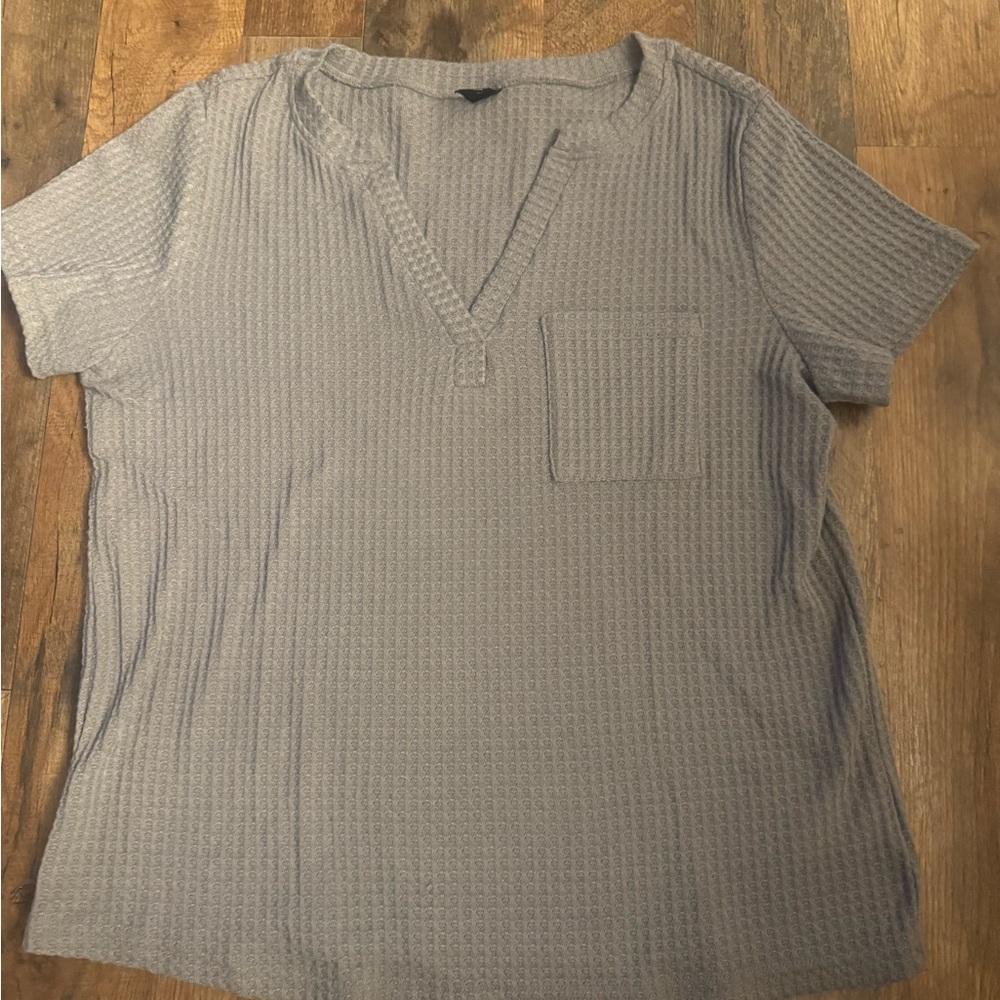 Elegant Gray Short Sleeve Women's Top